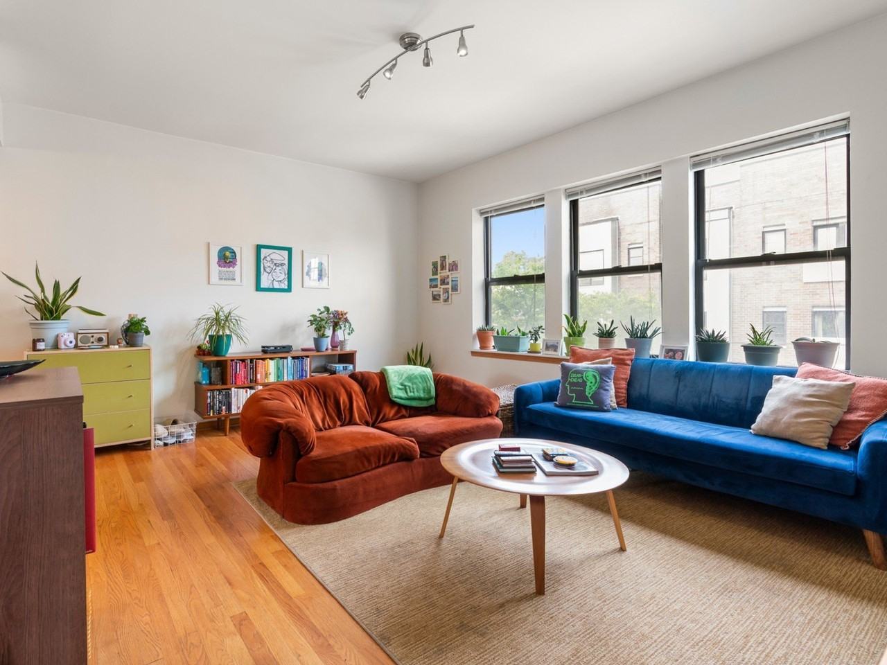 39 N Paulina St #3 - Photo 2 of 14
