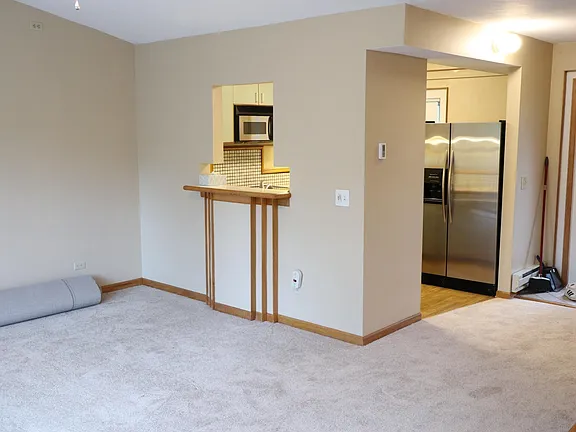 101 Penny Ln #1 - Photo 4 of 9