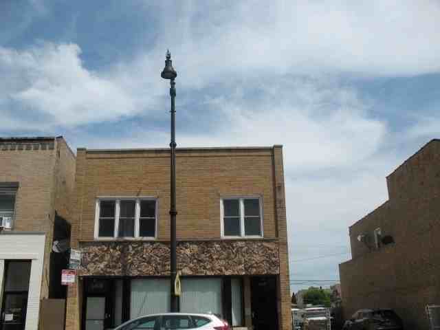 6046 W Irving Park Rd #2F - Photo 3 of 21