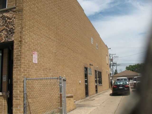 6046 W Irving Park Rd #2F - Photo 4 of 21
