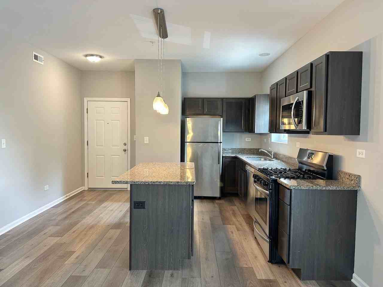 809 E Main St #2B - Photo 3 of 15