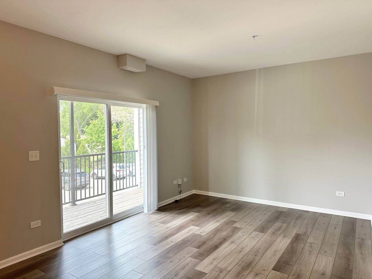 809 E Main St #2B - Photo 4 of 15