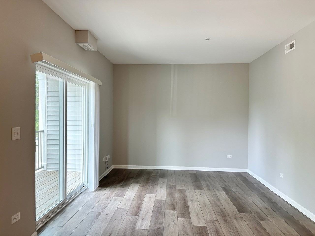 809 E Main St #2B - Photo 5 of 15