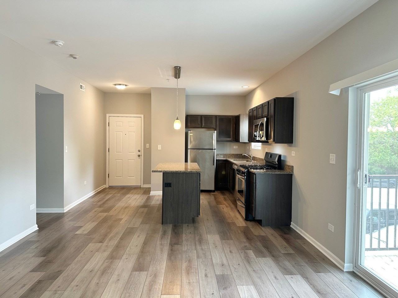 809 E Main St #2B - Photo 6 of 15