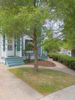 featured image of 418 Saint Charles St #B