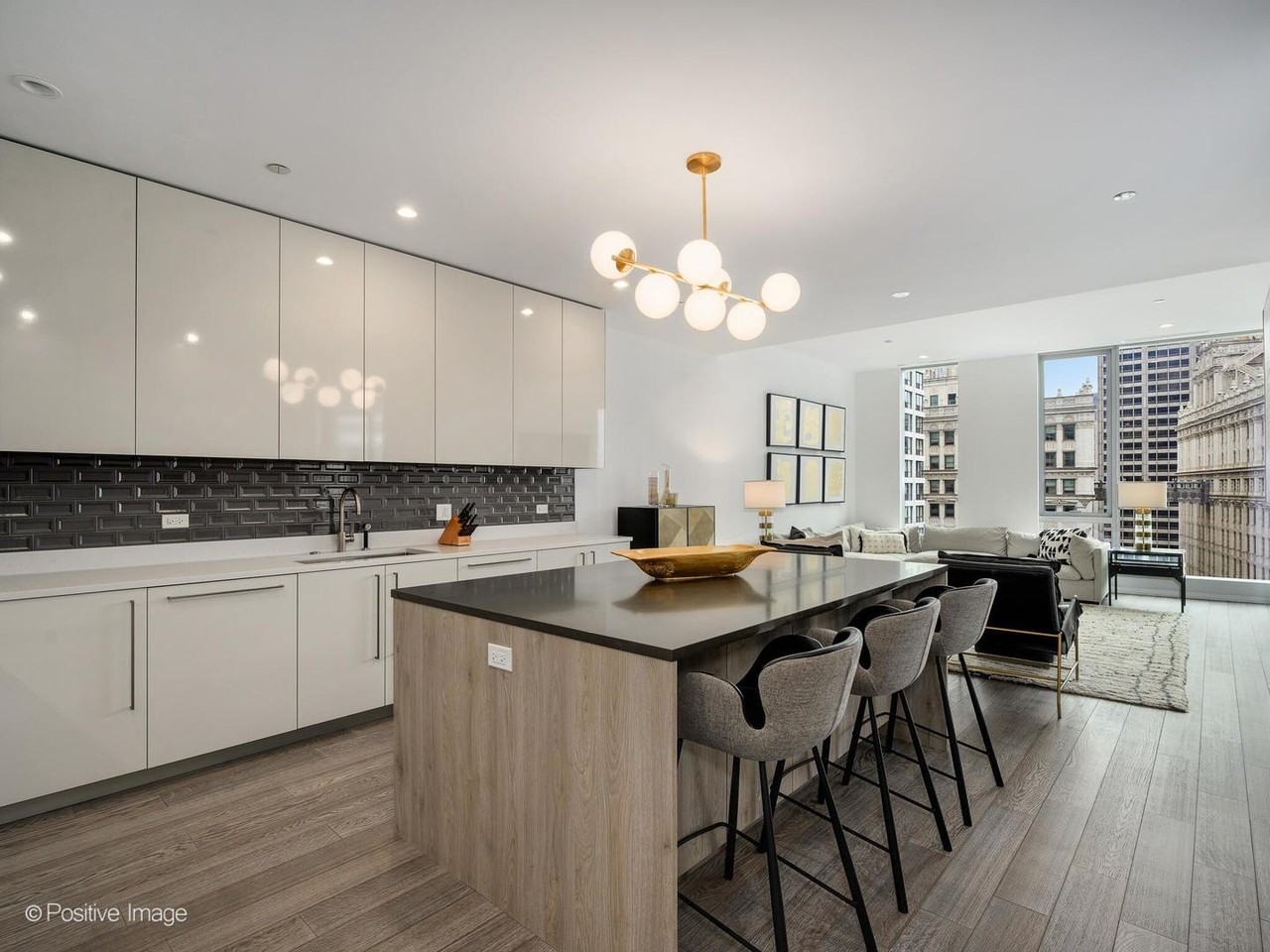 403 N Wabash Ave #15A - Photo 7 of 35