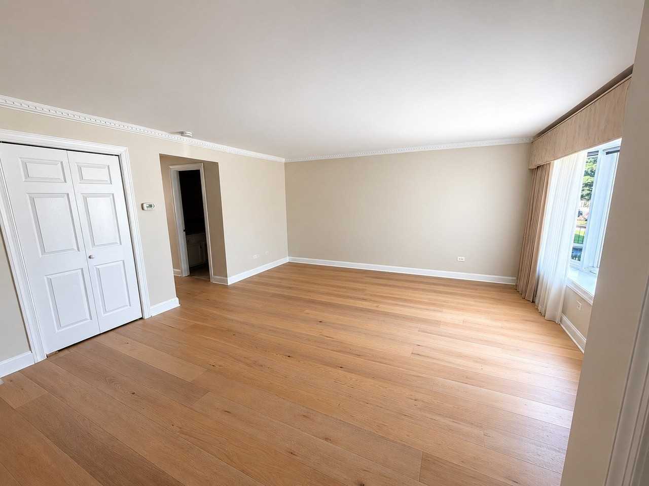 3633 N Pacific Ave - Photo 3 of 15