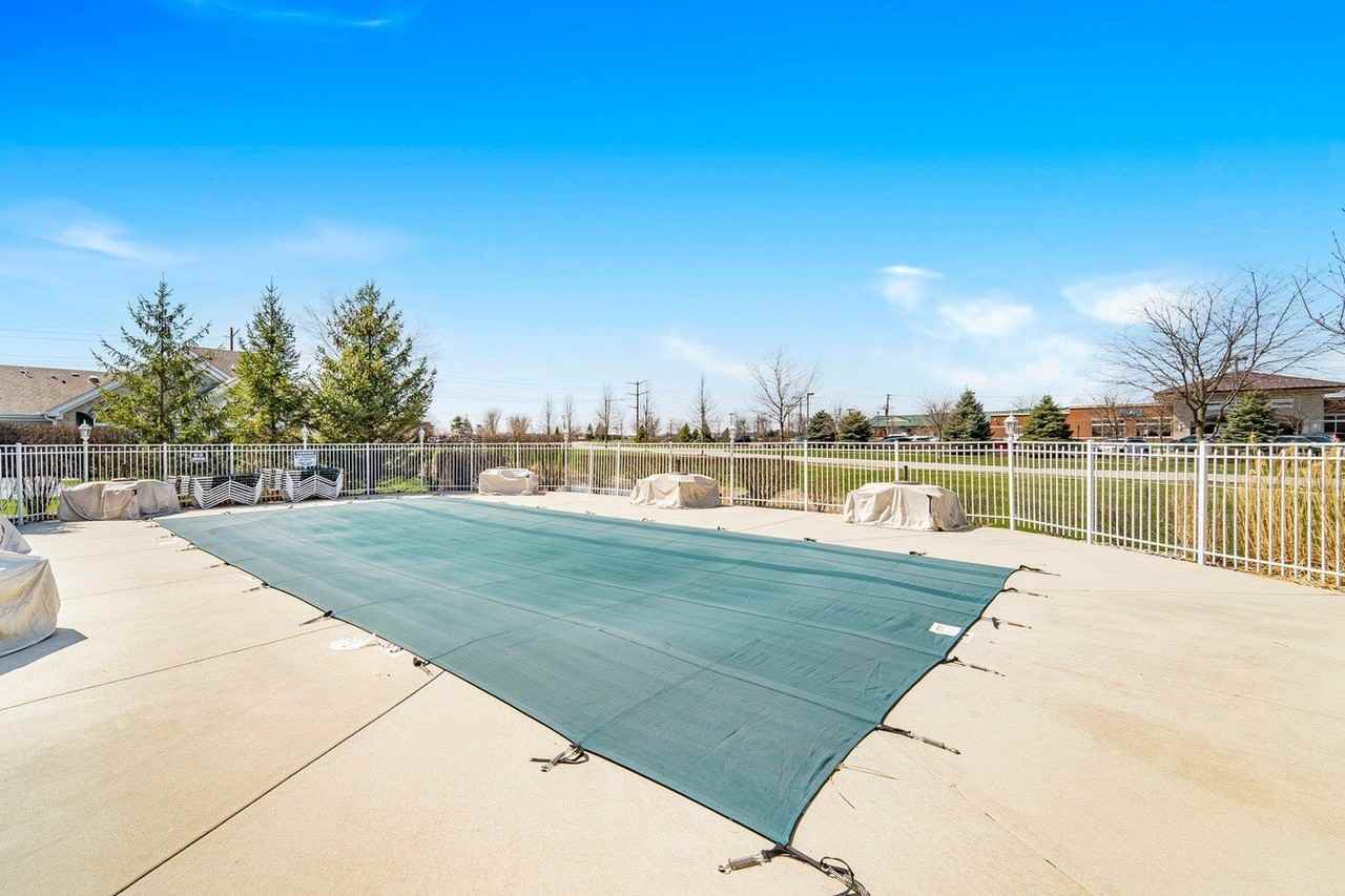 16519 S Fox Run Cir - Photo 4 of 25