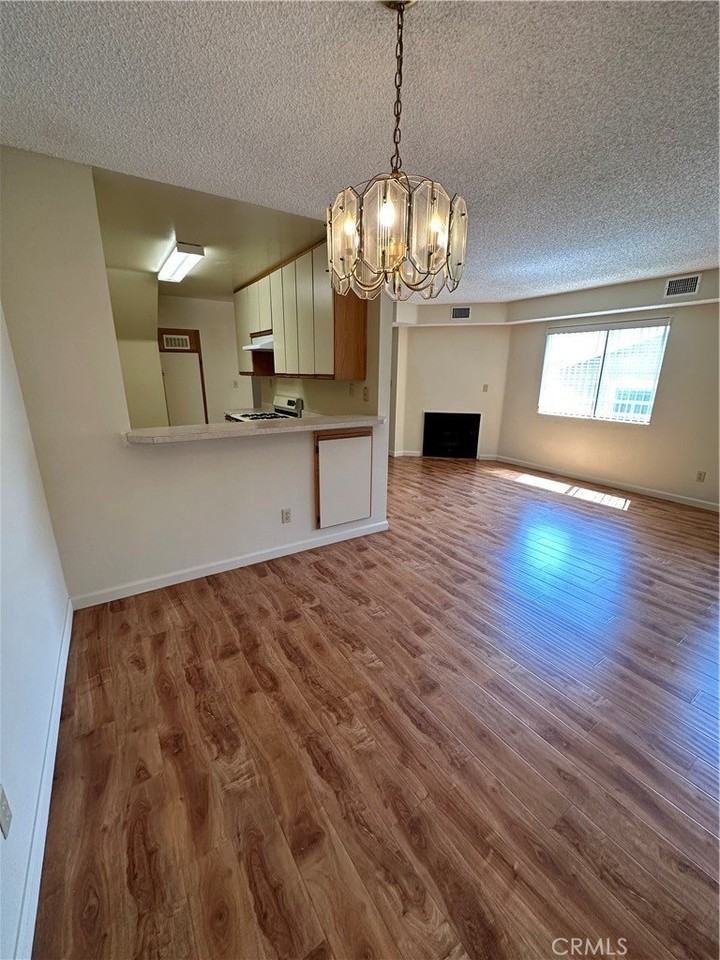 420 Milford St #F - Photo 3 of 23
