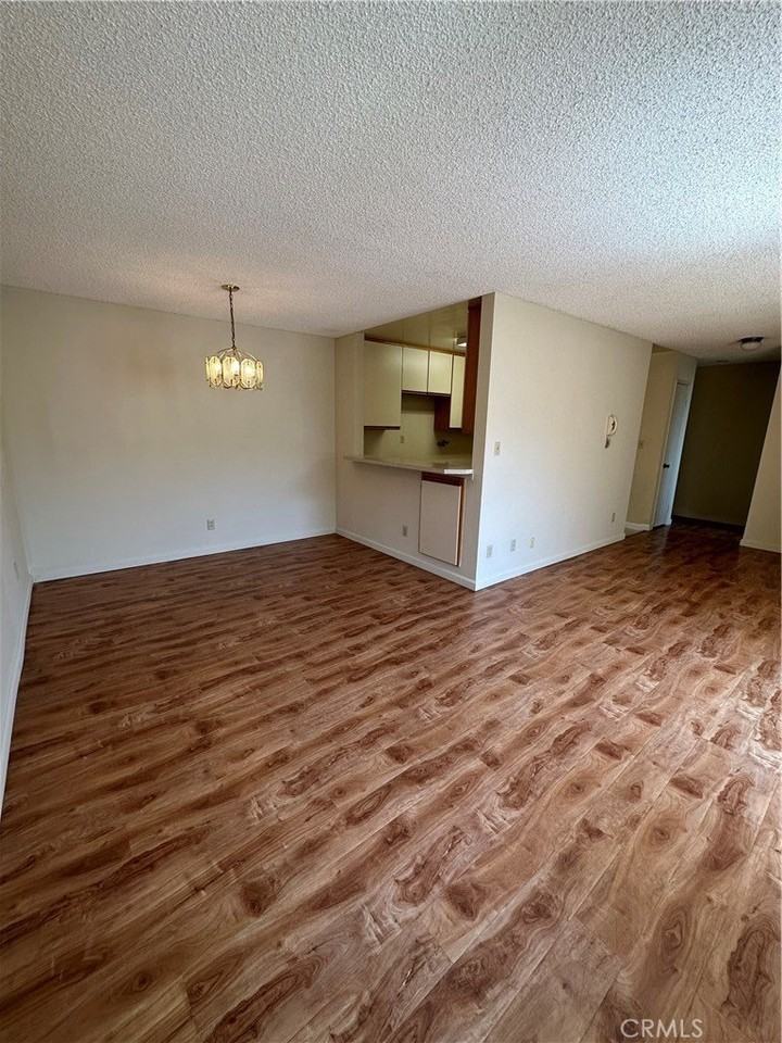 420 Milford St #F - Photo 4 of 23