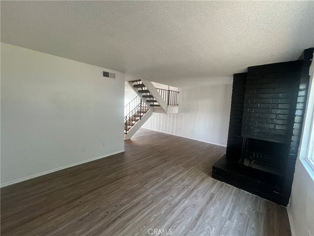1341 Cameo Ln - Photo 5 of 7
