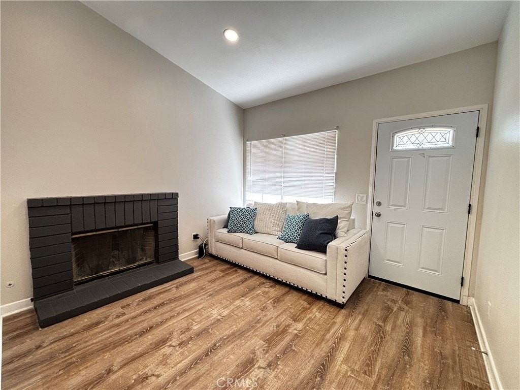 14890 Lavender Ln - Photo 2 of 10