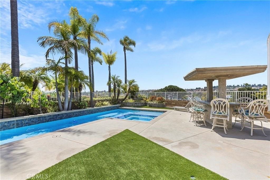 22931 Calle Azorin - Photo 2 of 37