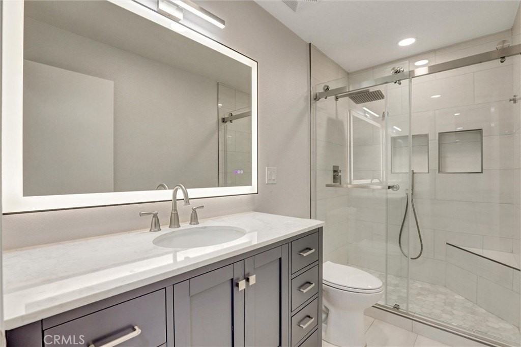 93 Streamwood - Photo 5 of 17