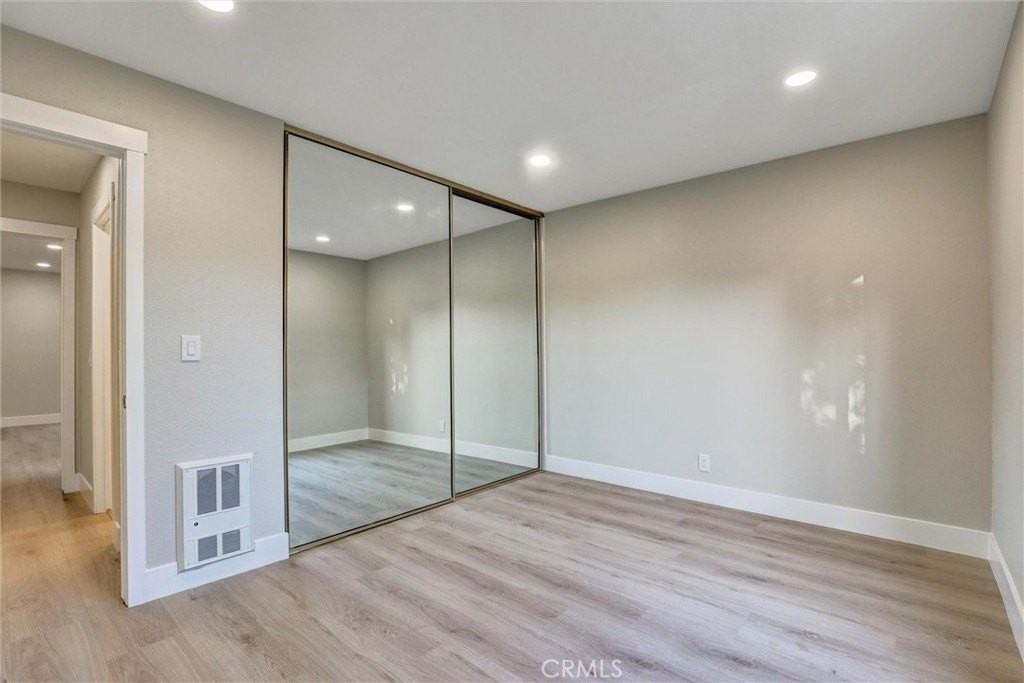 93 Streamwood - Photo 7 of 17