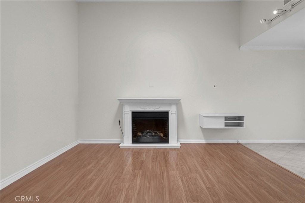 479 Calle Cadiz #B - Photo 4 of 25