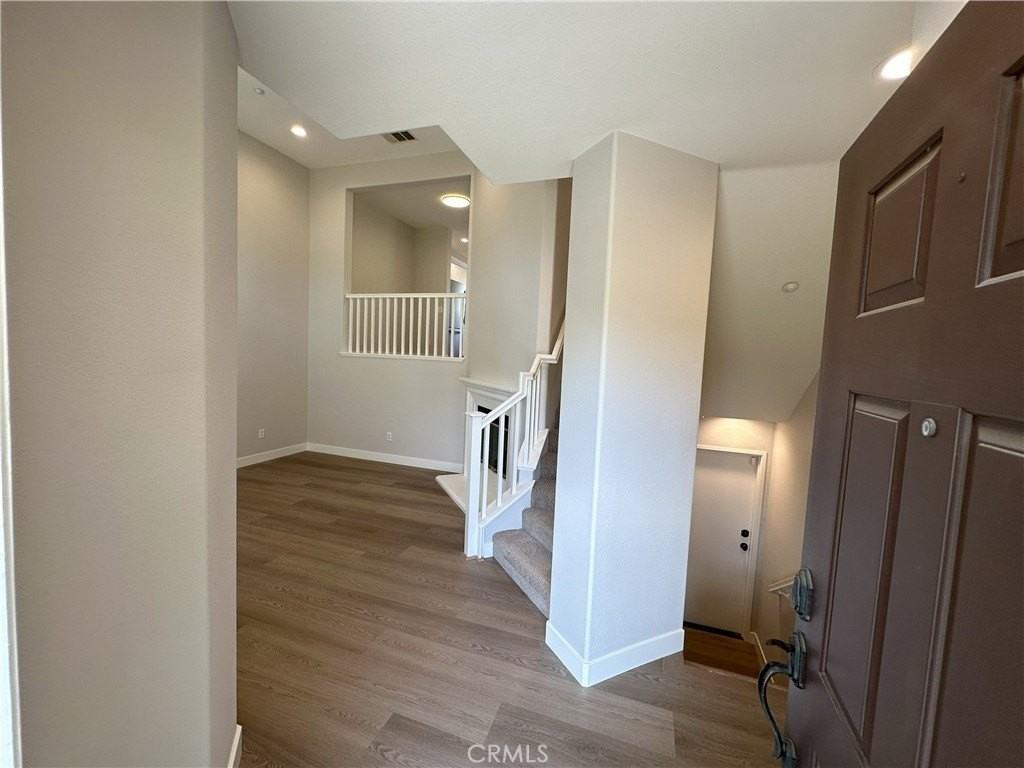 2252 Schlaepfer Dr - Photo 6 of 33