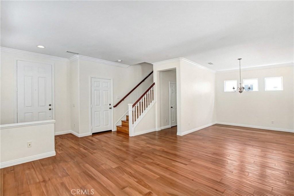 33561 Cedar Creek Ln - Photo 2 of 19