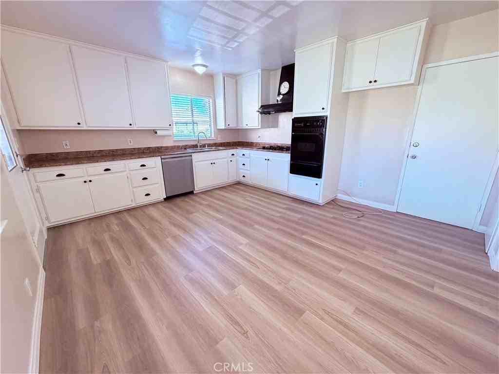 14820 Ragan Dr - Photo 7 of 27