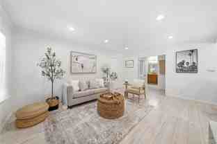 185 Streamwood - Photo 1 of 1