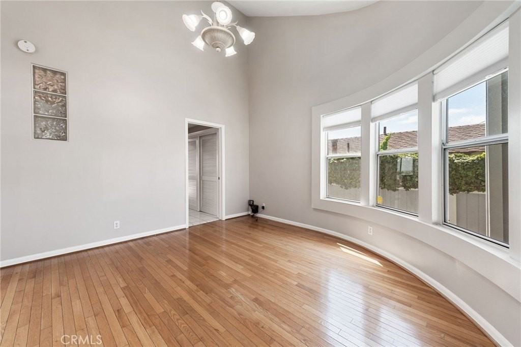 1536 Silver St - Photo 6 of 34