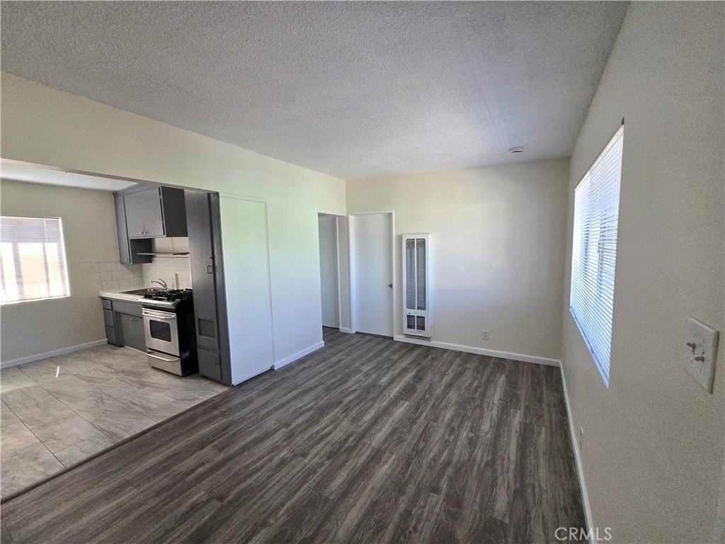1140 W 120th St #8 - Photo 2 of 15