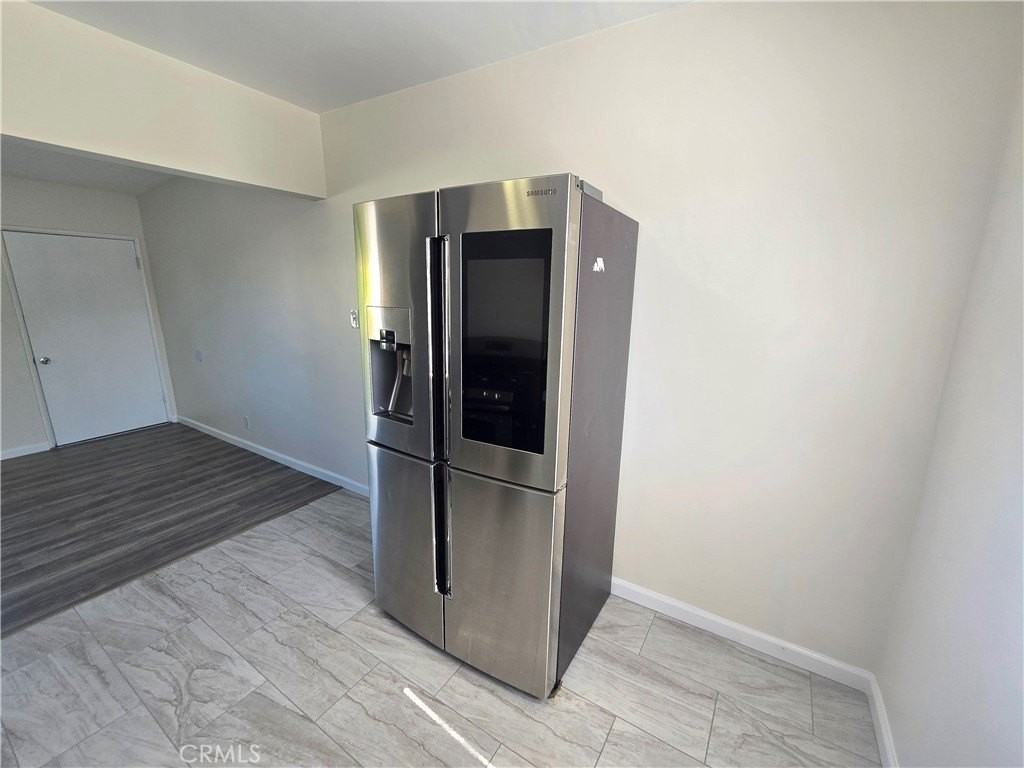 1140 W 120th St #8 - Photo 6 of 15