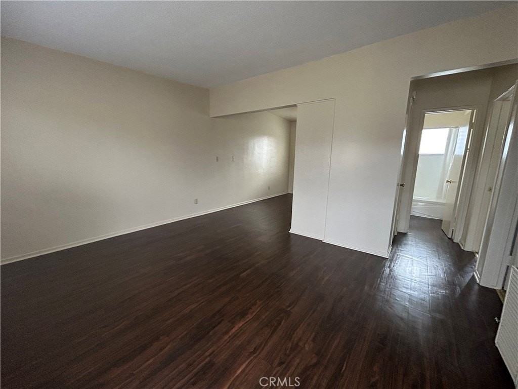 325 W Carson St #8 - Photo 2 of 8