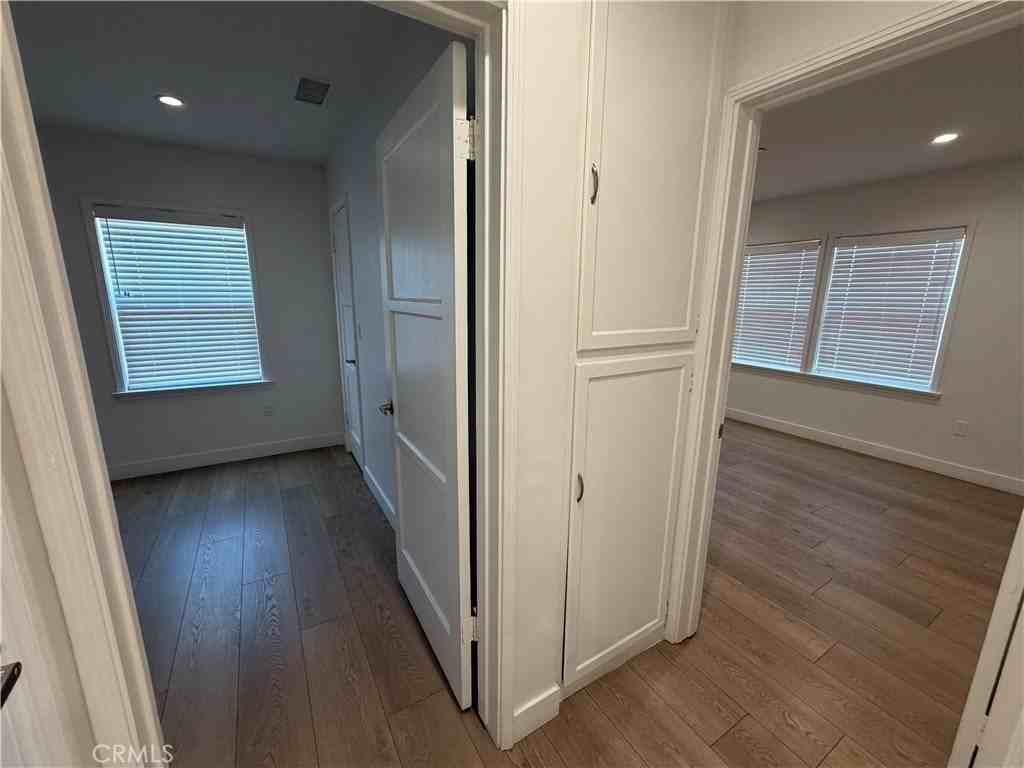 8437 Calvin Ave - Photo 5 of 17