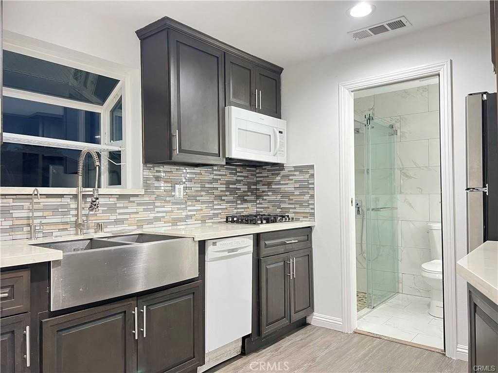 3148 Wilson Way - Photo 6 of 9