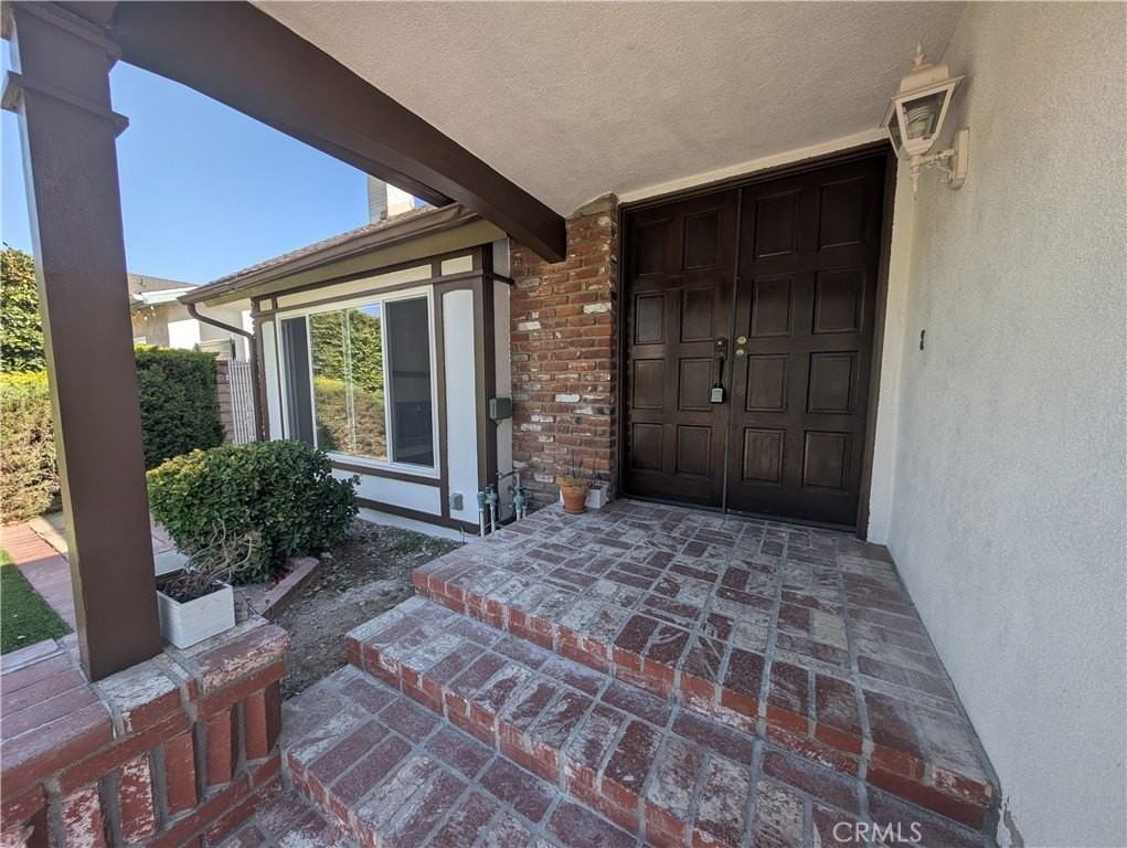 30516 Sandtrap Dr - Photo 3 of 27