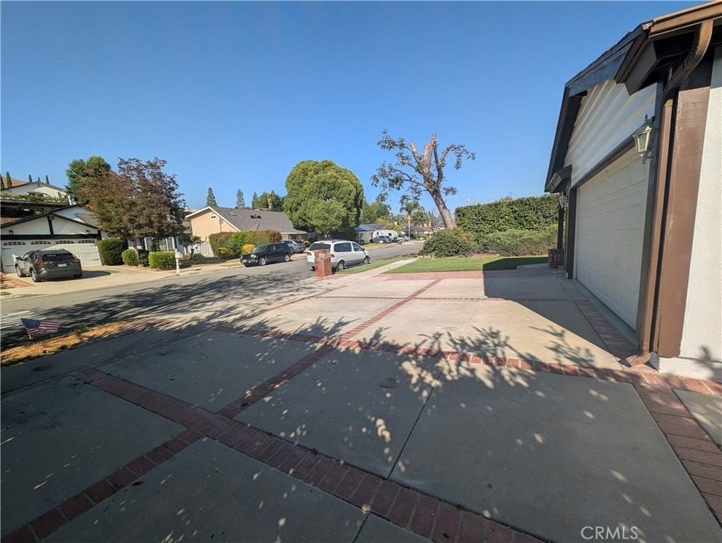 30516 Sandtrap Dr - Photo 4 of 27