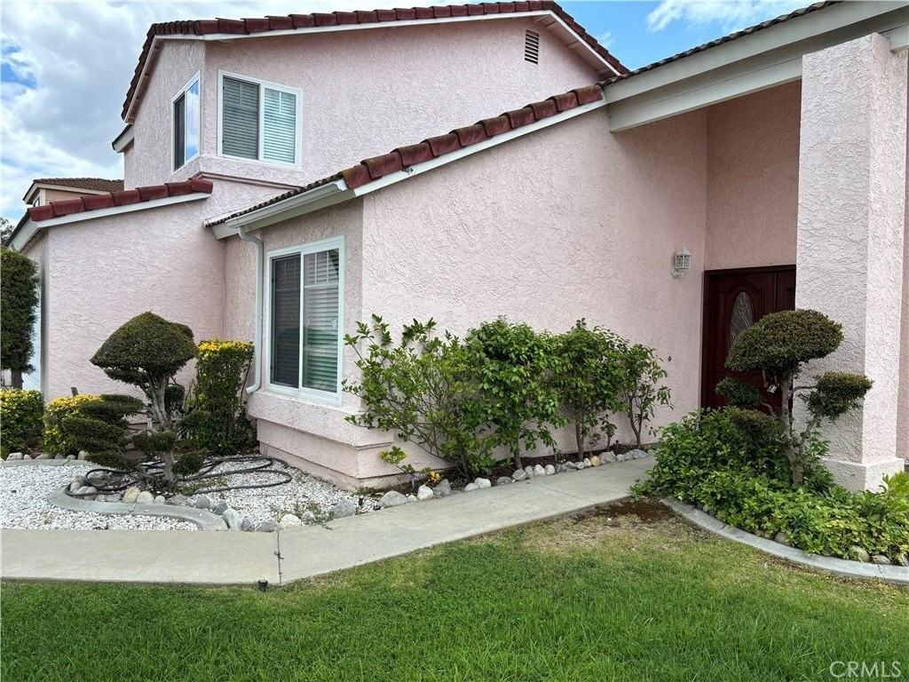 19512 Greenwillow Ln - Photo 4 of 17