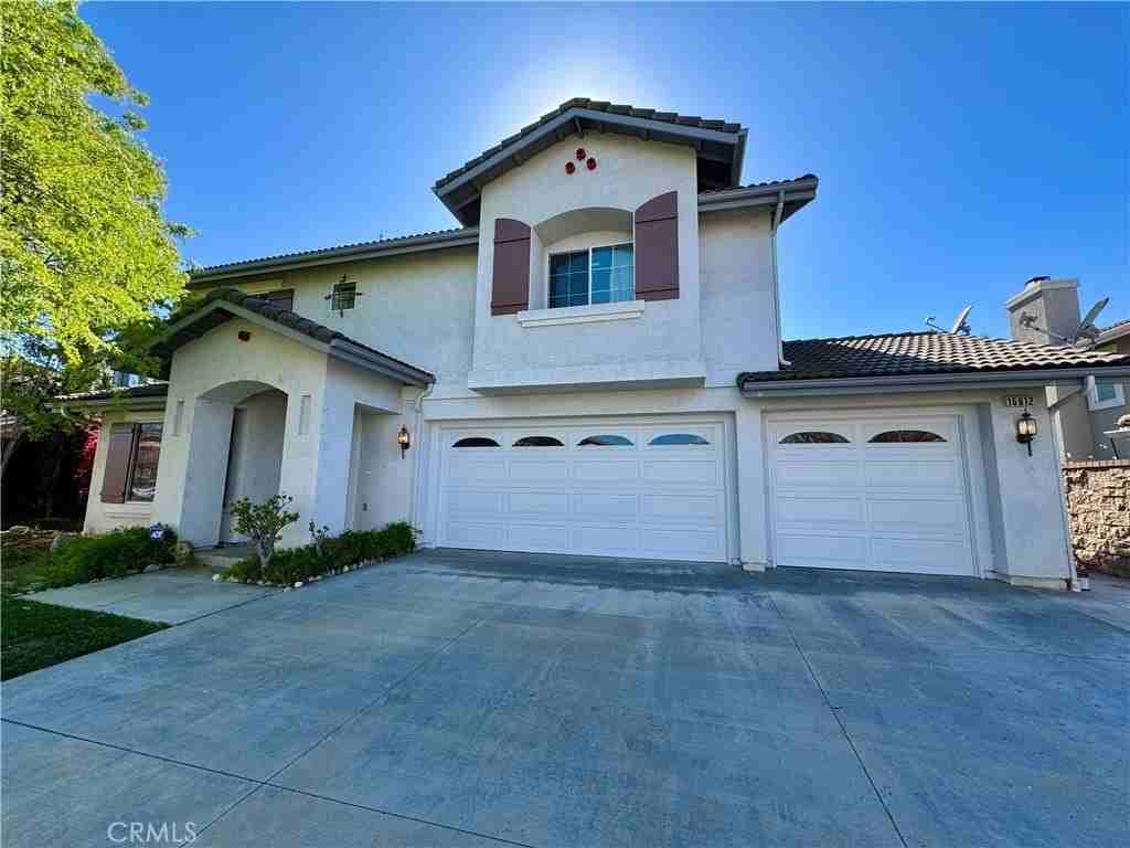 16612 China Berry Ct - Photo 2 of 49