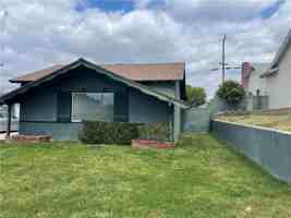 featured image of 2240 Electra Ave