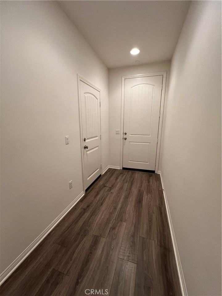 2418 S Fremont Ave #10 - Photo 6 of 31