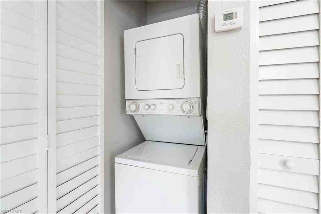 185 Santa Clara Dr #13 - Photo 6 of 34