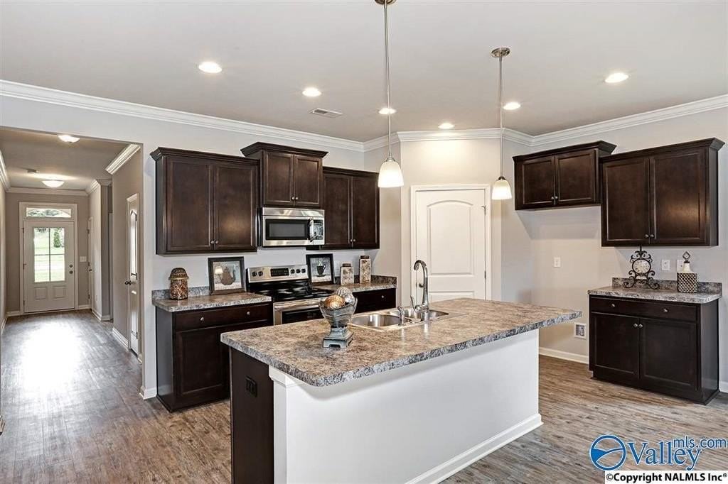 325 Acorn Grove Ln Sw - Photo 2 of 13