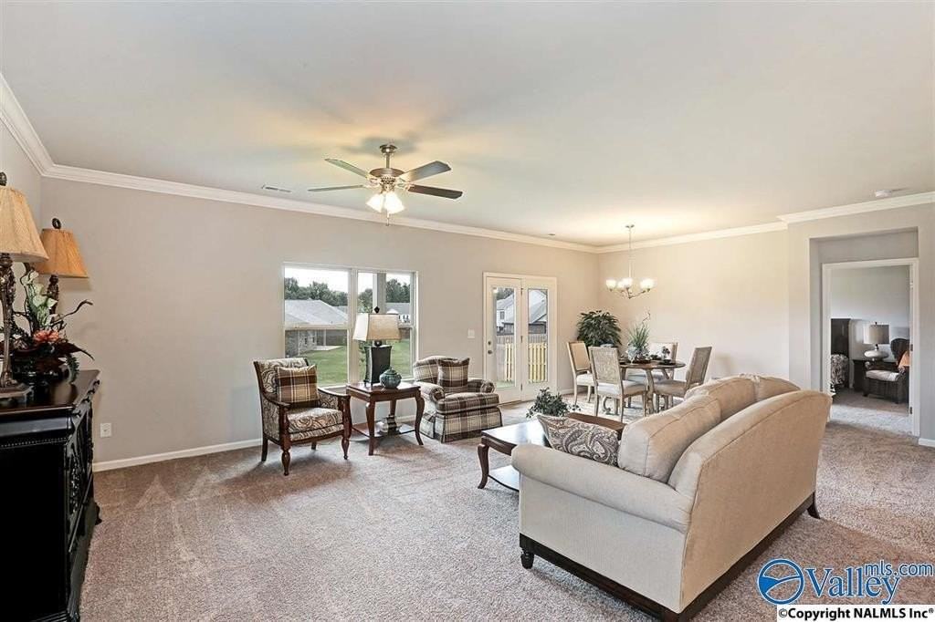 325 Acorn Grove Ln Sw - Photo 4 of 13