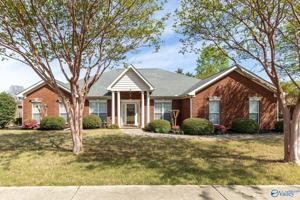 featured image of 125 Monument Ln