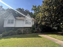 featured image of 7604 Teal Dr Sw
