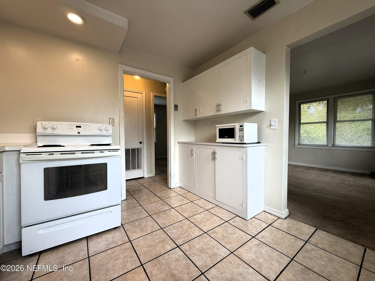 1338 Wolfe St #2 - Photo 5 of 8