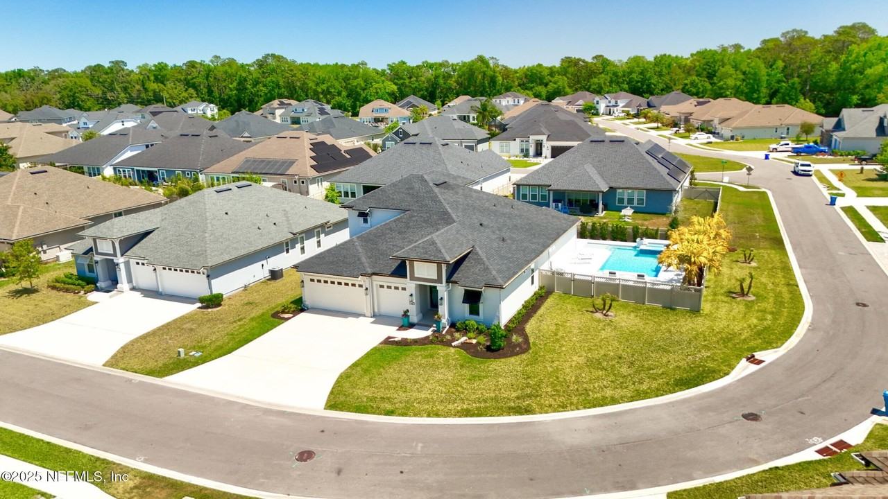 318 Windwalker Dr - Photo 5 of 50