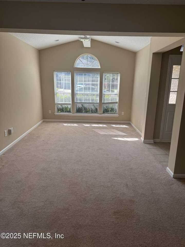 1260 Ribbon Rd - Photo 2 of 12