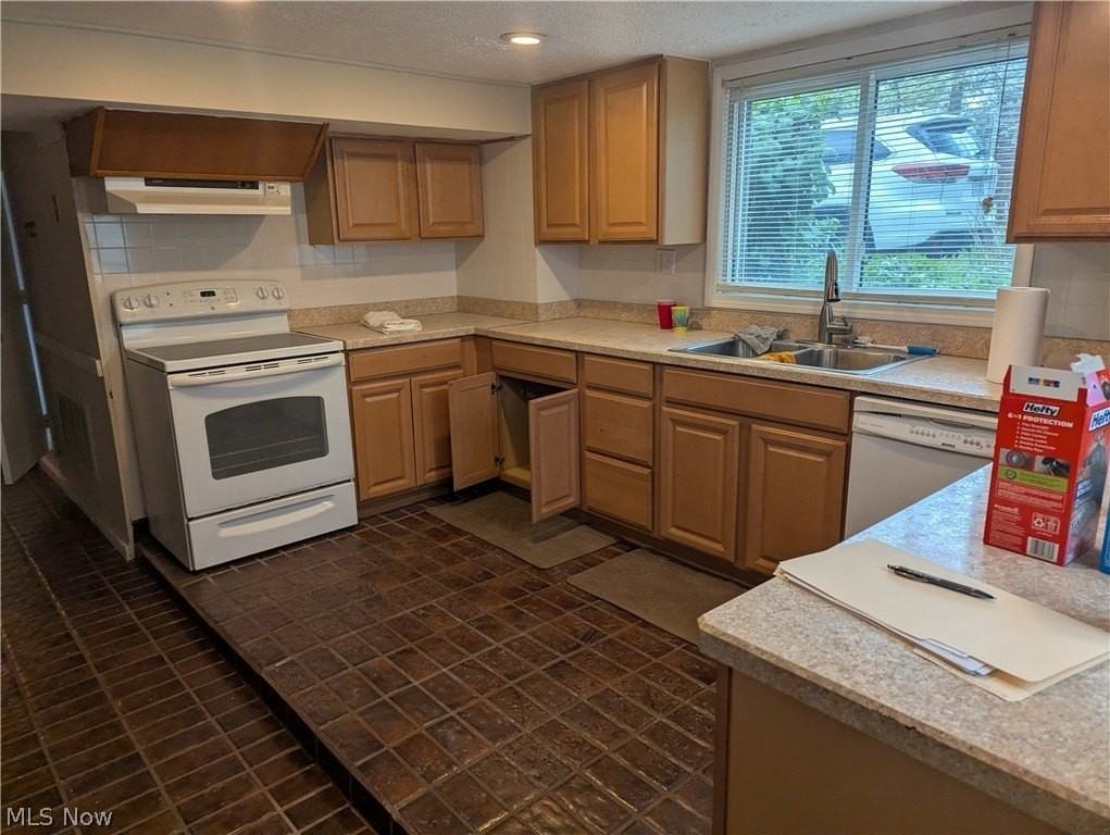 707 Bell Rd - Photo 4 of 26