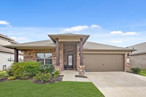 featured image of 1511 Maple Ridge Dr