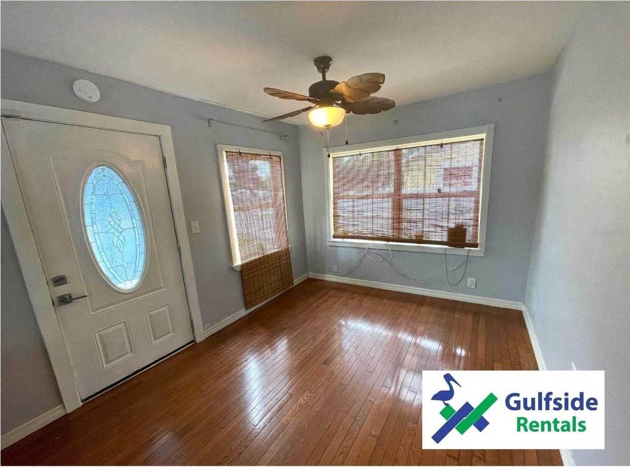 4801 71st St N - Photo 2 of 25