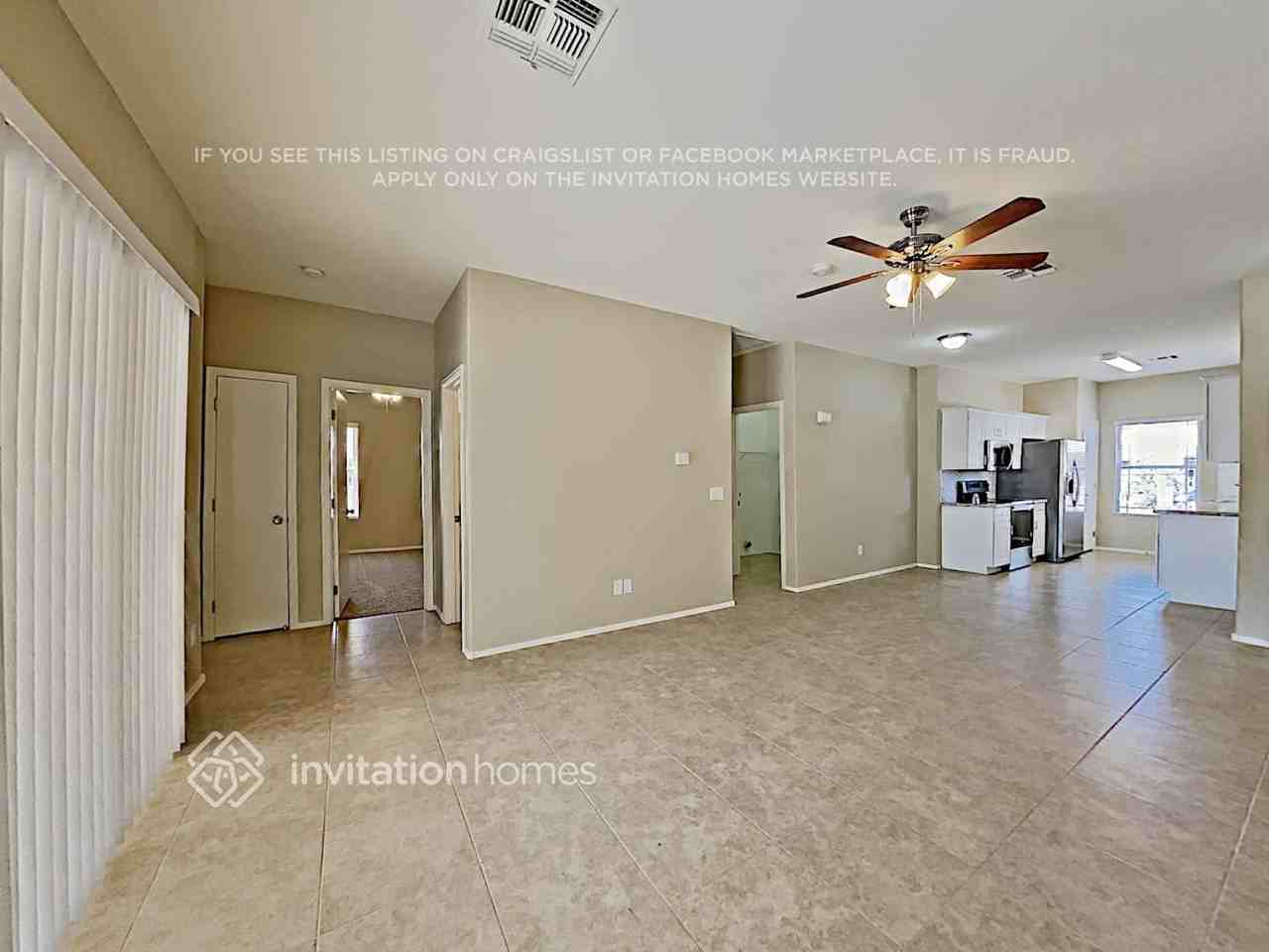 13177 W Calavar Rd - Photo 5 of 17
