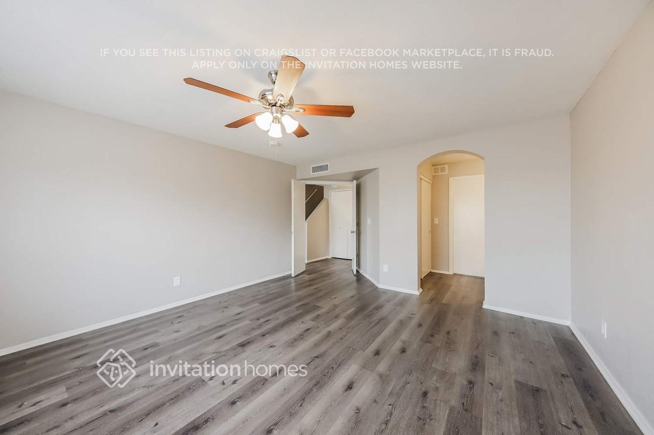 8702 W Indianola Ave - Photo 7 of 16