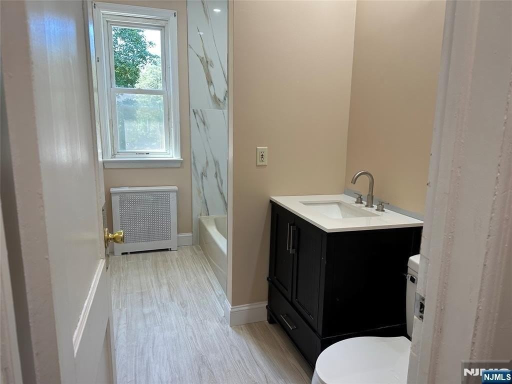 336 Cedar Ave #B - Photo 6 of 12